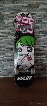 Skateboard