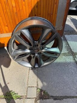 Disk r19 5x114 Hyundai Santa Fe