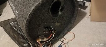 Predám aktívny Subwoofer 600w