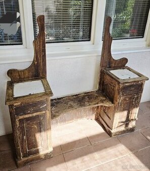 predám starý toaletný stolík skrinka