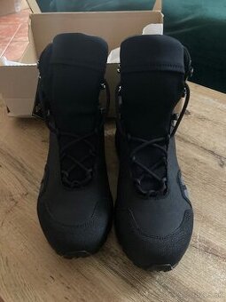 Vojenská policajná obuv Taras Army Mid Black