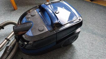 predám tepovac BOSCH BWD41700 AquaWash&Clean - 1