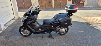 Suzuki Burgman AN 400