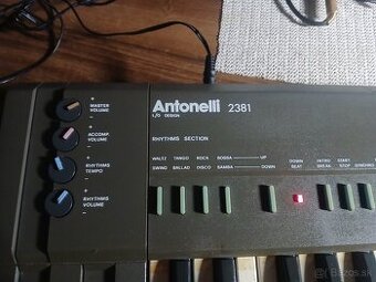 Klávesový nastroj ANTONELLI 2381