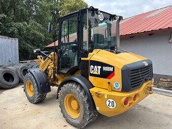 Na prodej: Kolový nakladač CAT 908 (2018)