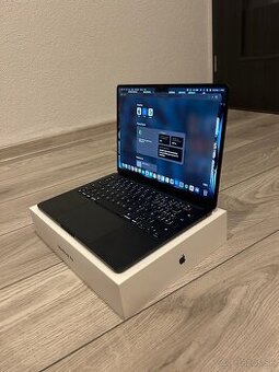 MacBook Air M2 16GB RAM 256GB