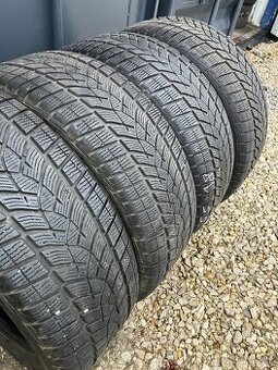 235/55 R18 4ks Goodyear UltraGrip Per