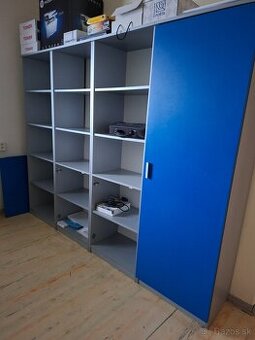 Predám lacno kancelársky nábytok