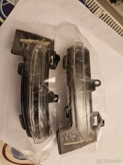 Octavia3 smerovky do spetneho zrkadla