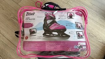 Dievčenské korčule.