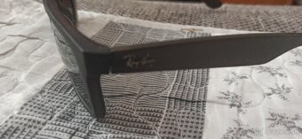 Okuliare slnečné Ray Ban Justin