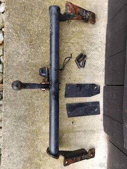 Predám ťažné zariadenie a pneumatiku s diskom