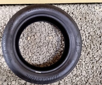 215/55r18