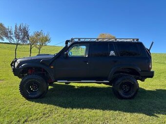 Nissan Patrol GR Y61