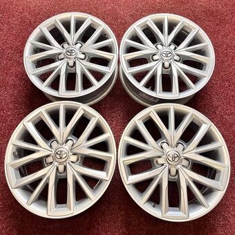 5x114,3 R17 ORIGINÁL Alu Toyota Corolla 2022 - JAKO NOVÉ