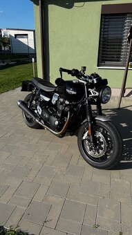 Triumph Speed Twin 1200 - 1