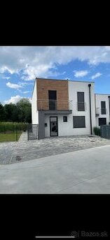 5-izbový rodinný dom na prenájom, Bytča