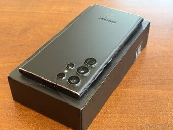 Samsung Galaxy S22 Ultra 12GB / 256GB Phantom Black + Záruka