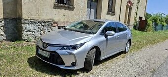 Toyota Corolla sedan 1.5 vvti 11.600km