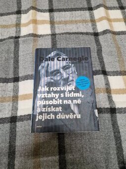 Jak rozvíjet vztahy s lidmi, působit na ně