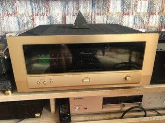 Accuphase