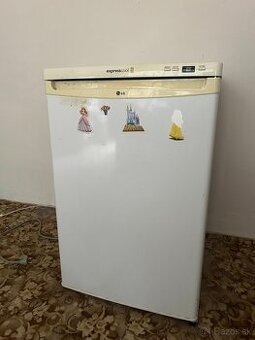 Šuplíkový malý mrazák LG