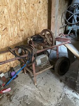 Startovaci vozik - zetor 25