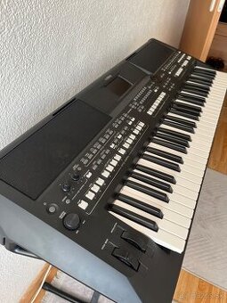 Klávesy Yamaha Psr SX600
