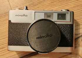 Predam kinofil fotoaparat Minolta AL-F