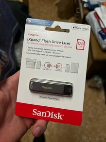 Predam nový, nerozbalený USB SanDisk iXpand Lightning