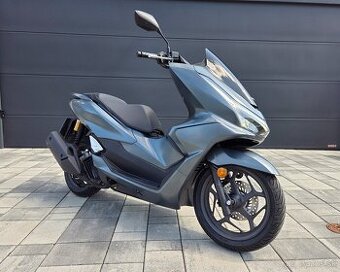 Čistonová Honda PCX model 2025