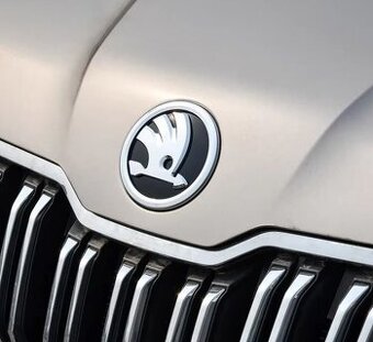 Znak, logo, značka na kapotu a kufor Škoda a BMW