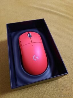 Logitech G PRO superlight red