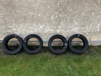 Pneumatiky Continental UltraContact 215/45 r16