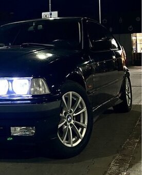 R16 elektróny Styling 390 + takmer nové letné pneu