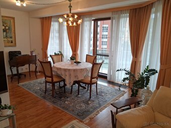 3 izb. luxusný byt 133 m2, garáž, KRISTOFF PLAZA