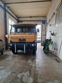 Tatra 815