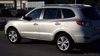 Predám Hyundai Santa Fe 2.2crdi 4x4 automat