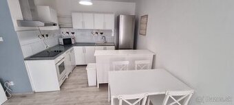 REZERVOVANÉ - S vlastnou záhradkou, v novostavbe -2 izb.byt 