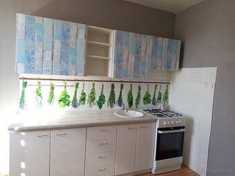 NA predaj 1 izbový byt LEvice, blízko zdravotné stredisko S