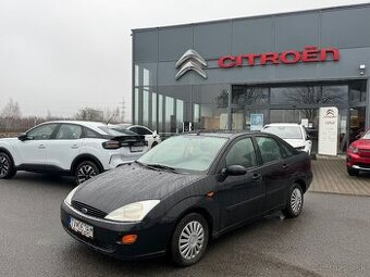 Ford Focus 1.8 TDdi Comfort / ŤAŽNE ZARIADENIE