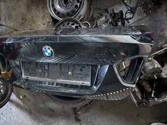 Zadný kufor bmw e90