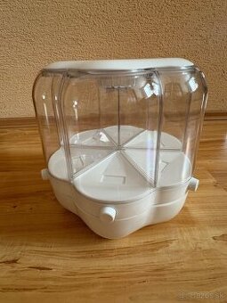 Dávkovač potravín