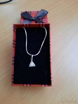 Strieborna retiazka s priveskom