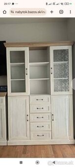 Vitrína, komoda, stolík