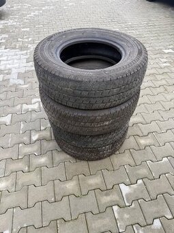 Predám zimné gumy 225/75r16 C 4ks