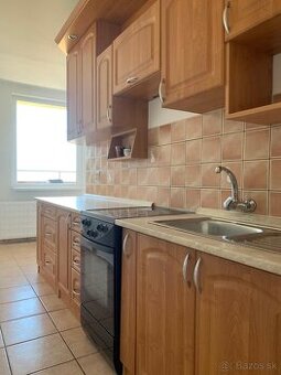 2 izbový byt v Štúrove na predaj