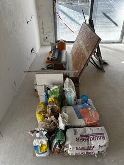 Stavebý materiál - zbytky zo stavby