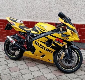 Predám Suzuki GSX-R 600 k4 25kw v TP. Možno jazdiť od 18 r.