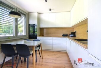 Predaj – 3-izbový byt po rekonštrukcii, Nitra – Chrenová